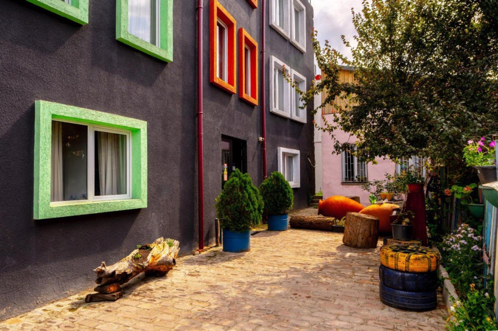 Hotel Tato & Coworking Space Tbilisi Exterior photo