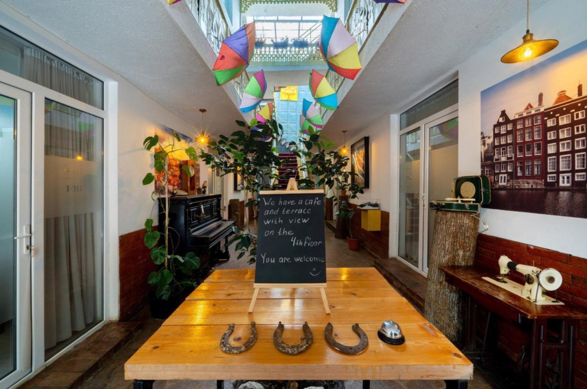 Hotel Tato & Coworking Space Tbilisi Exterior photo