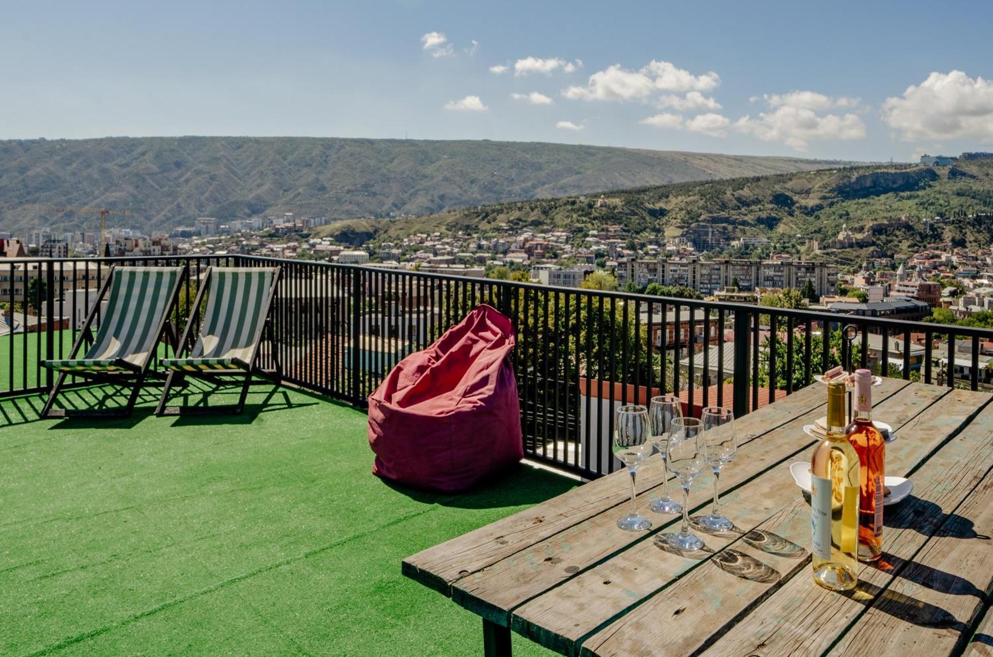 Hotel Tato & Coworking Space Tbilisi Exterior photo