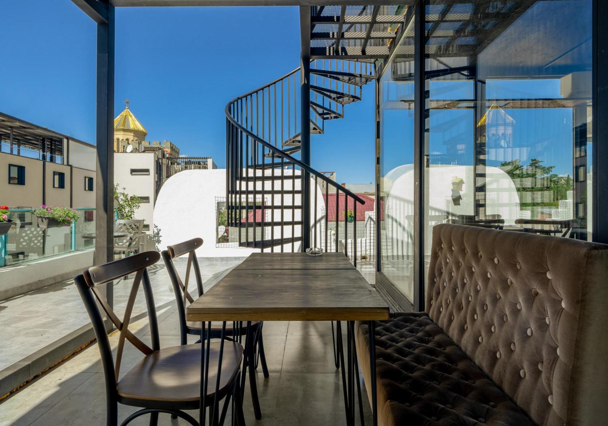 Hotel Tato & Coworking Space Tbilisi Exterior photo