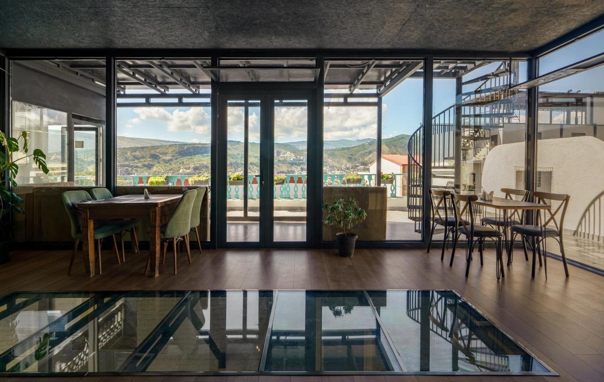 Hotel Tato & Coworking Space Tbilisi Exterior photo