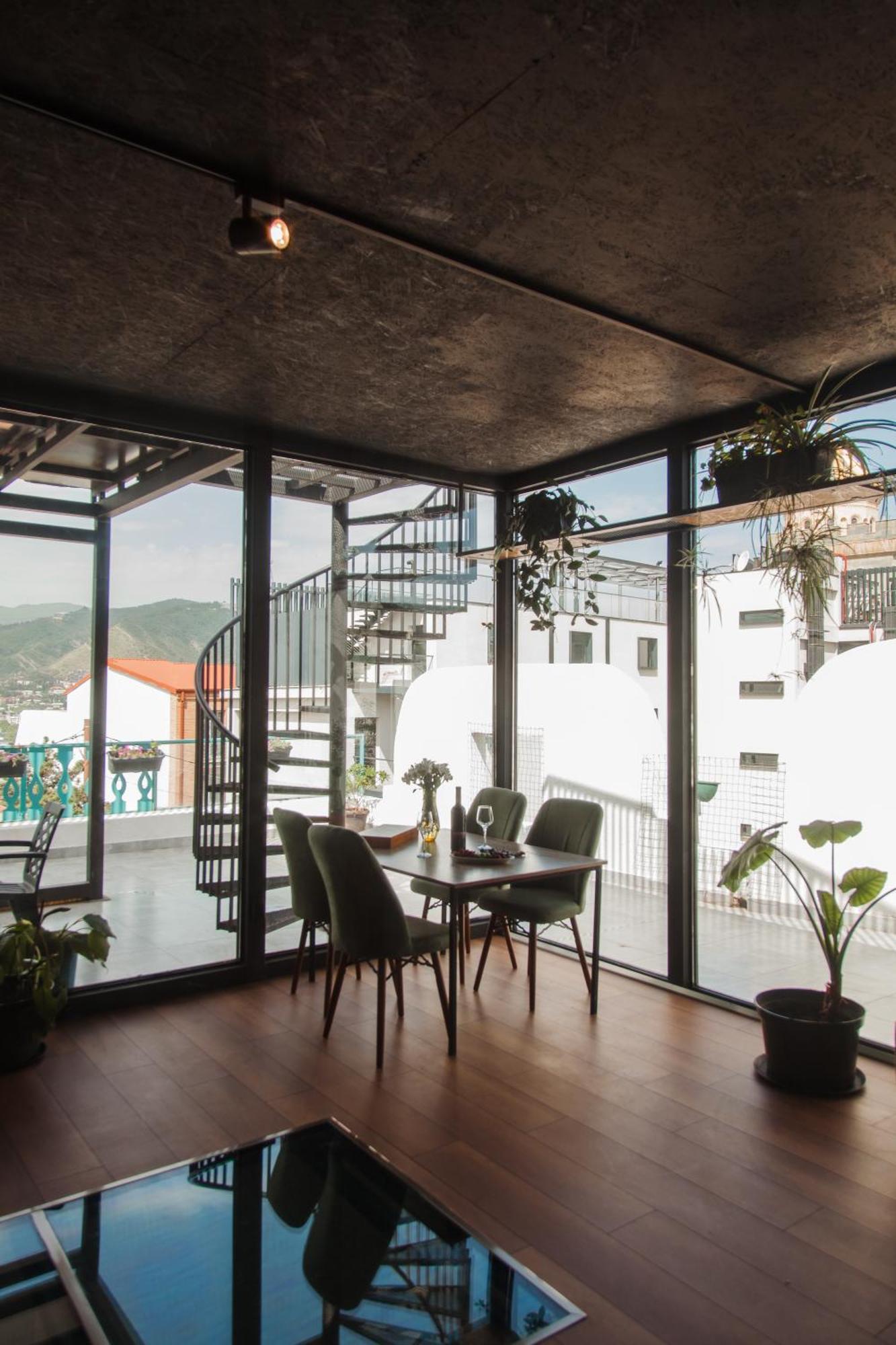 Hotel Tato & Coworking Space Tbilisi Exterior photo